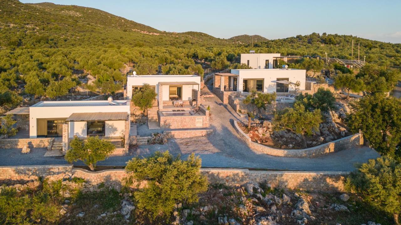 Casatino Villas Kalianeika Exteriör bild